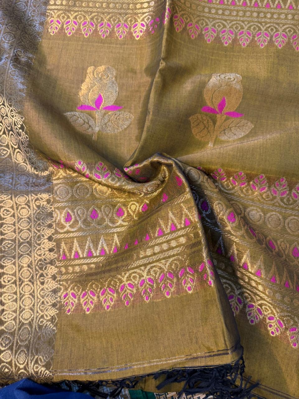 Kanaka – Rayon Silk Saree, Golden Maroon