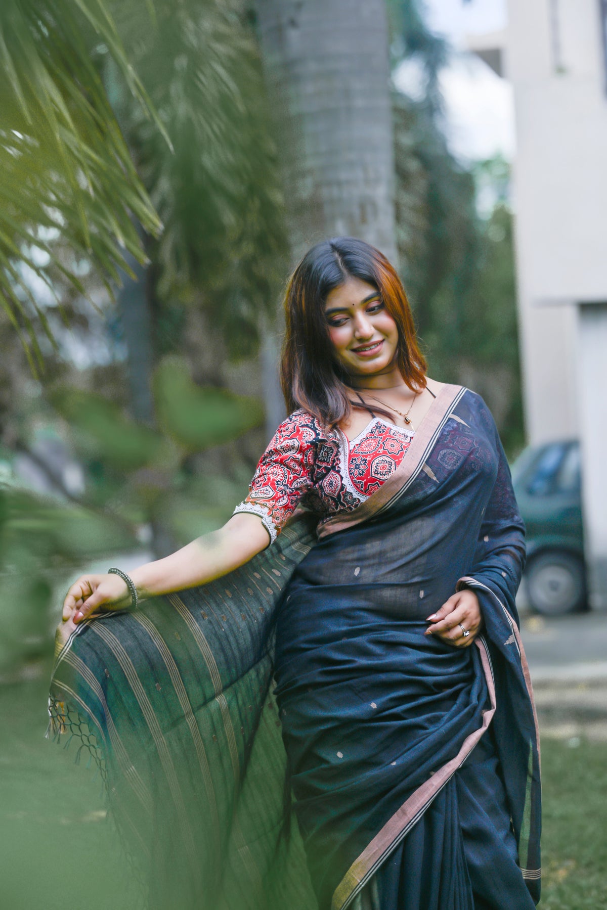 Krishnaa – Cotton Jamdani Saree, Black