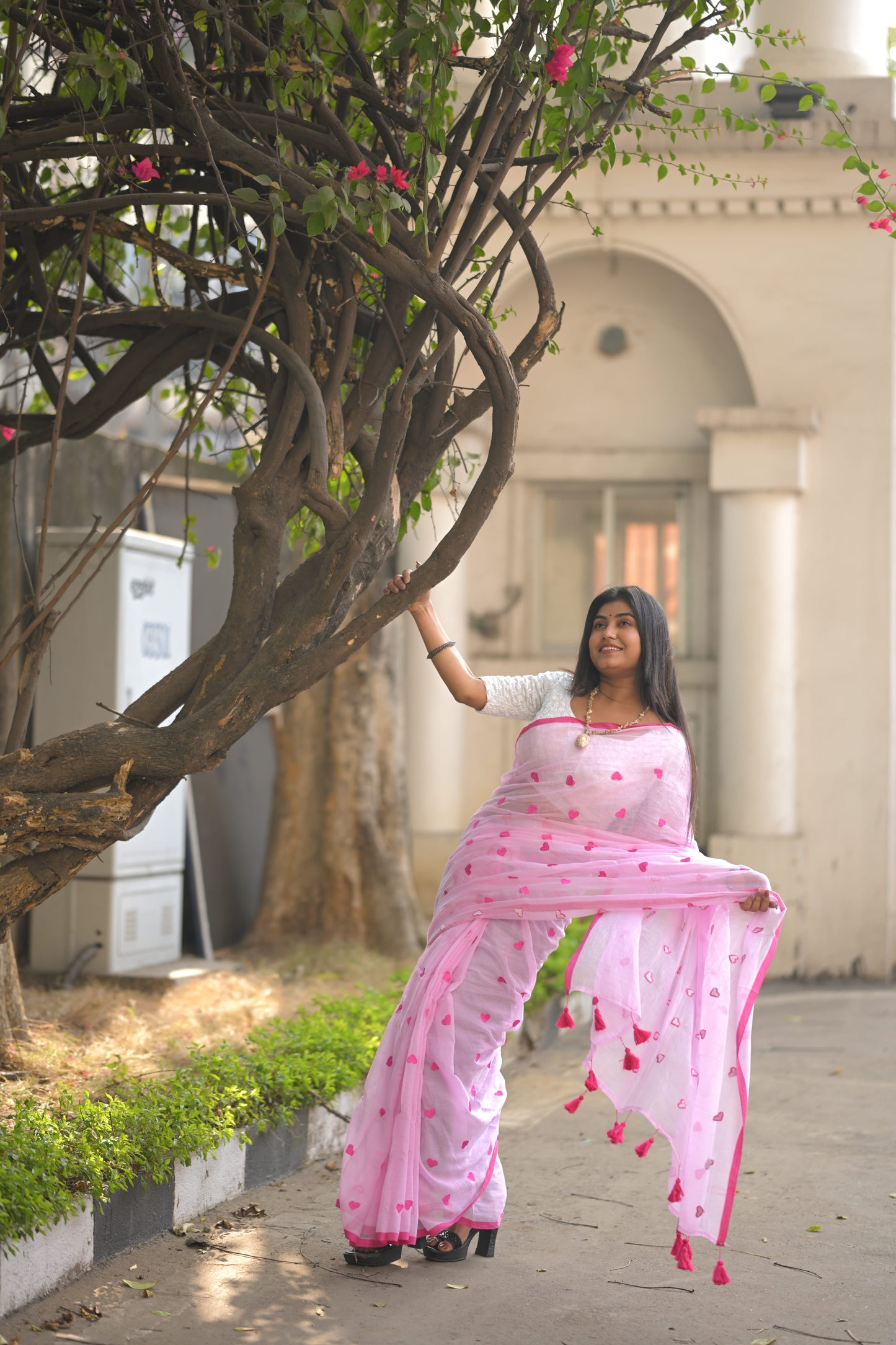 Mon Mastani - Pink Heart Mul Cotton Saree