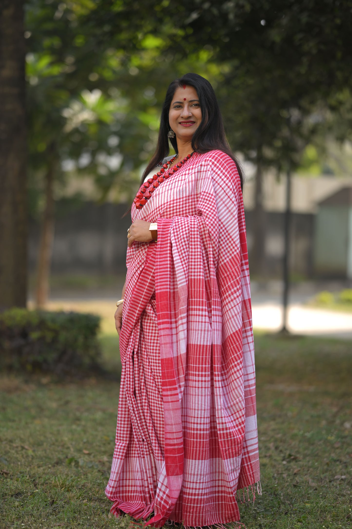 ABAHONI - Red and white Cotton Handloom Saree