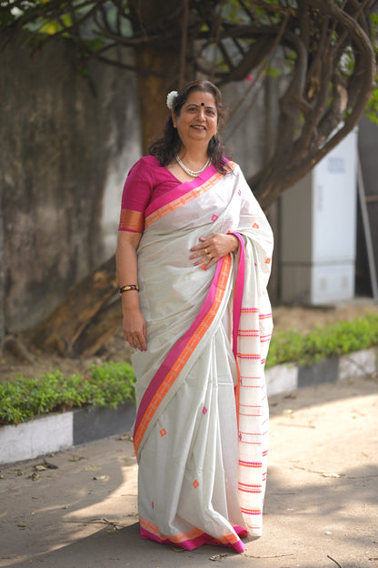 MALATILATA- Handloom Cotton Saree