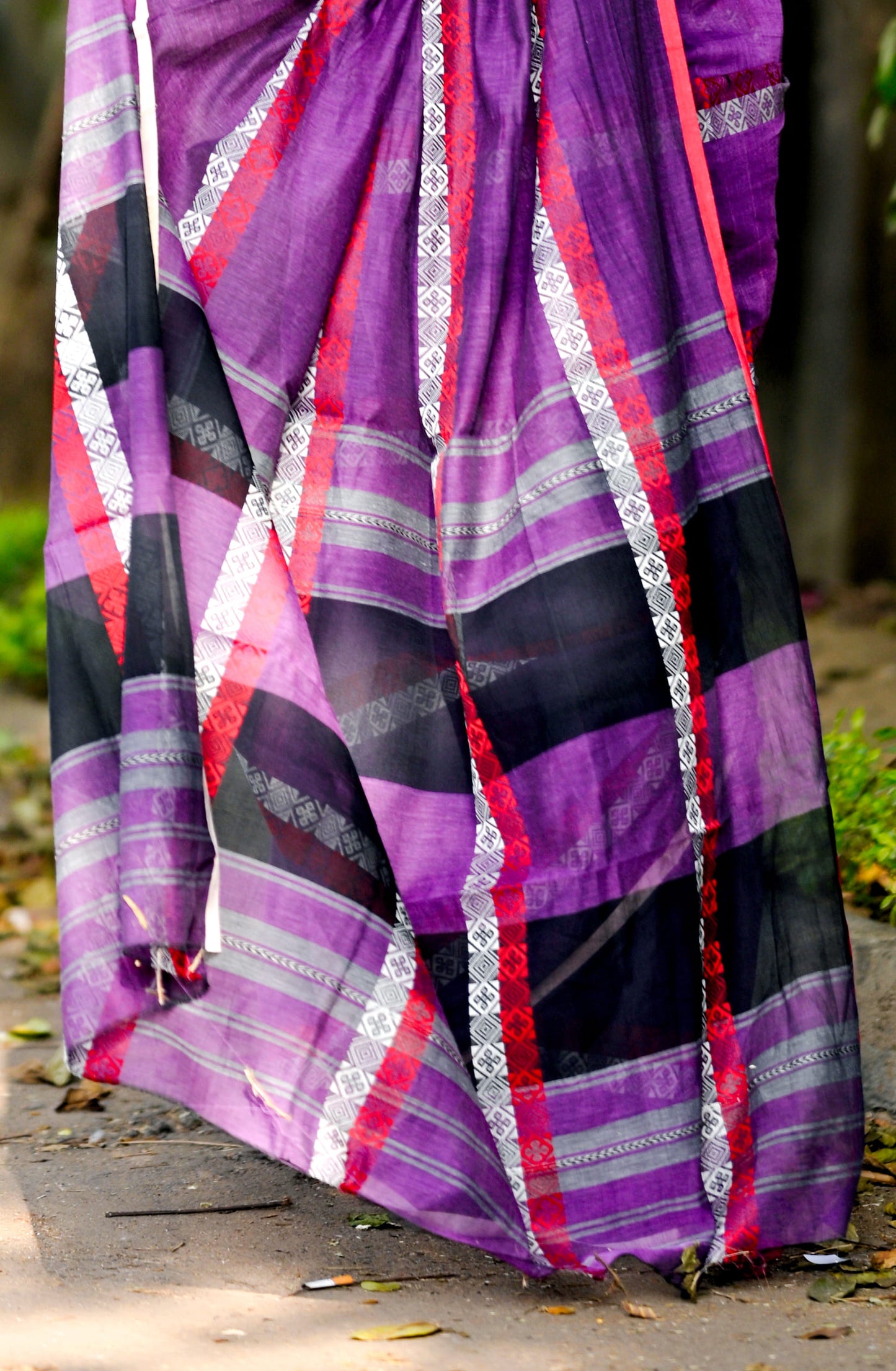 AAHINI- Purple Cotton Handloom Saree