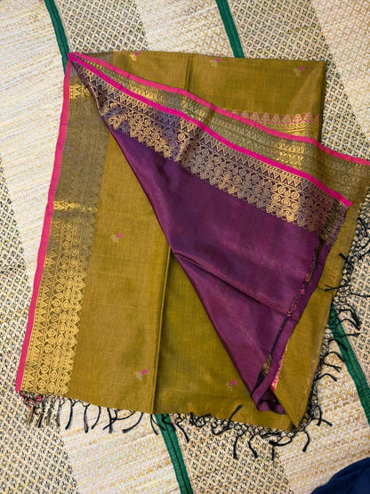 Kanaka – Rayon Silk Saree, Golden Maroon