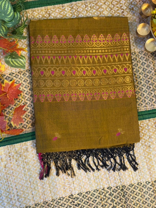 Kanaka – Rayon Silk Saree, Golden Maroon