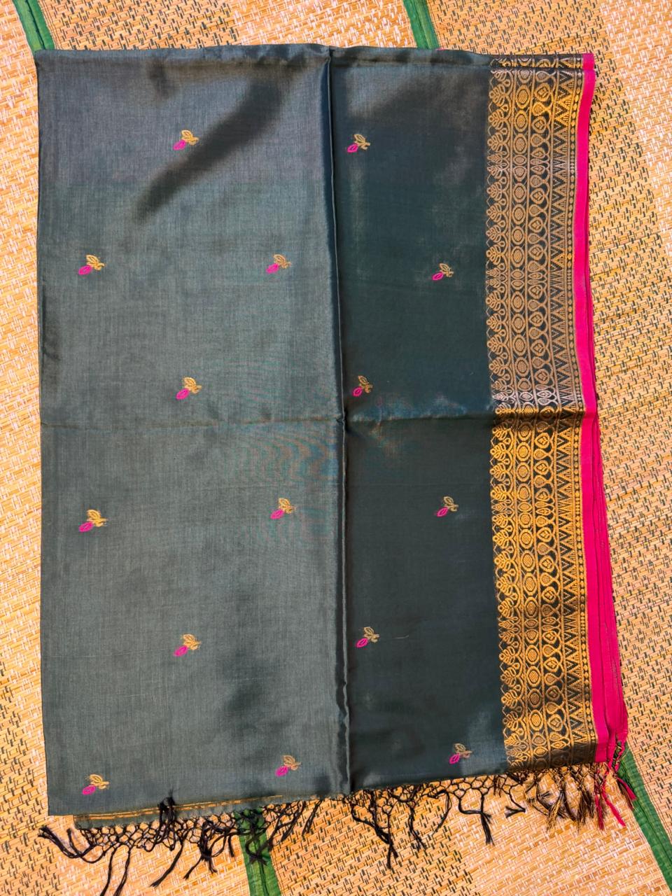 Shyama – Rayon Silk Saree, Bottle Green