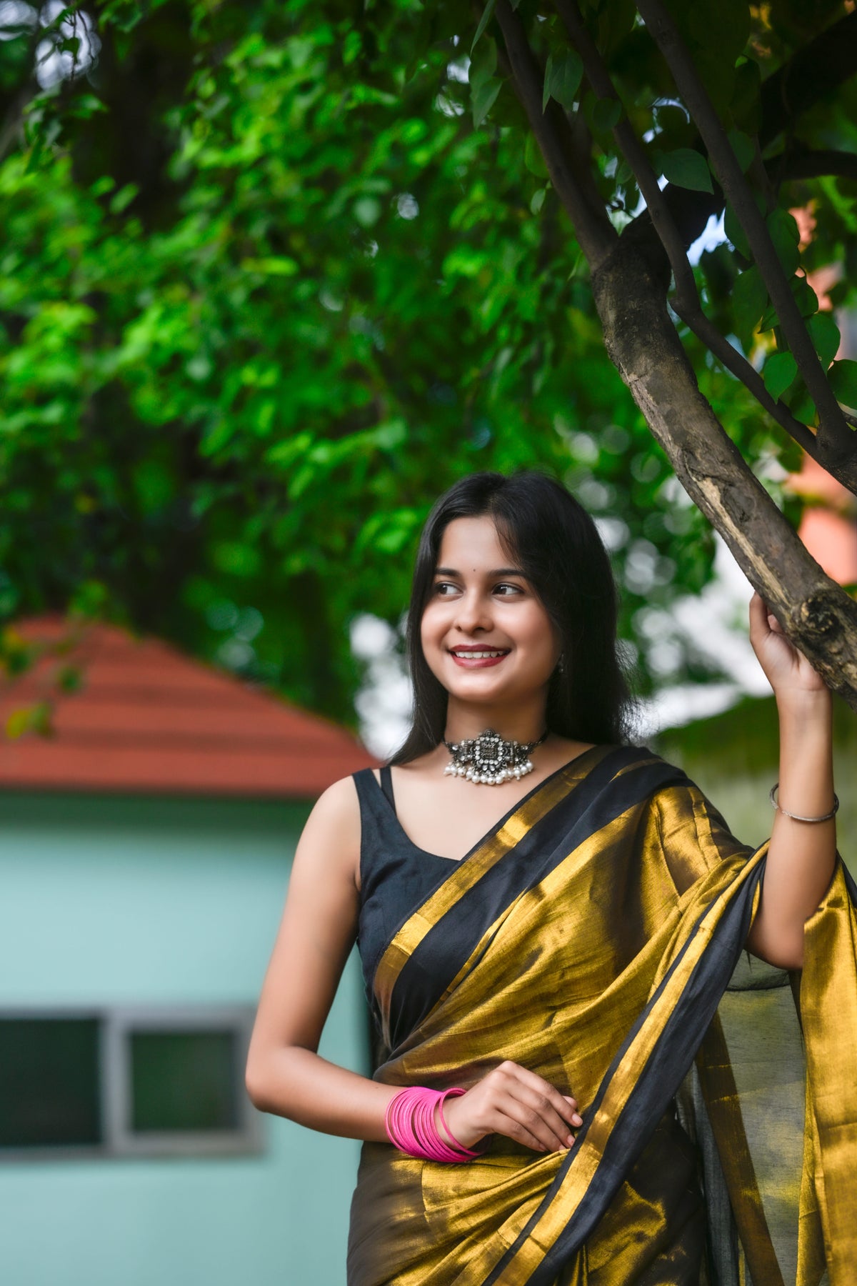 Kanchana – Tissue Cotton Saree, Black Gold