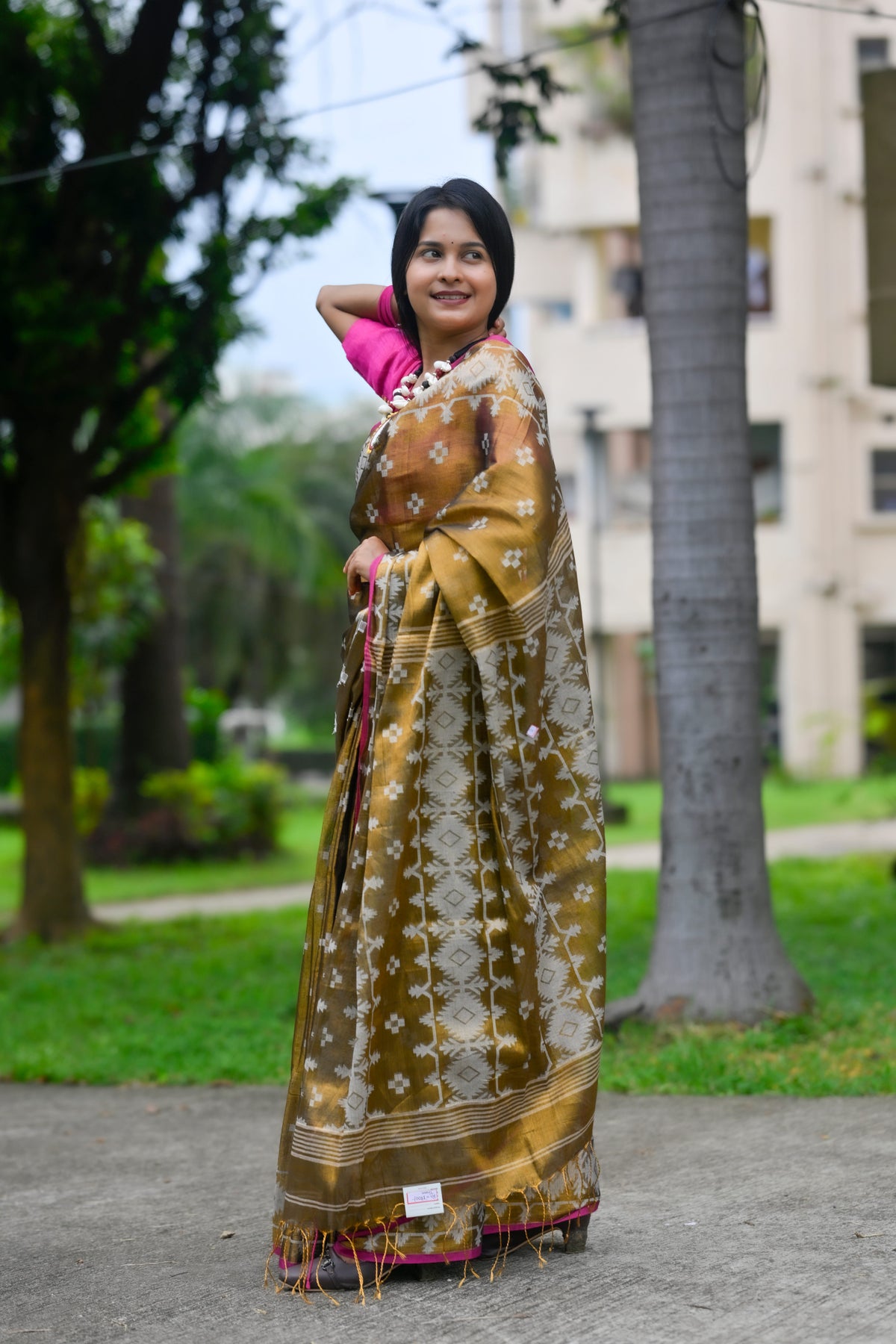 Chitralekha – Tissue Cotton Saree, Copper Gold