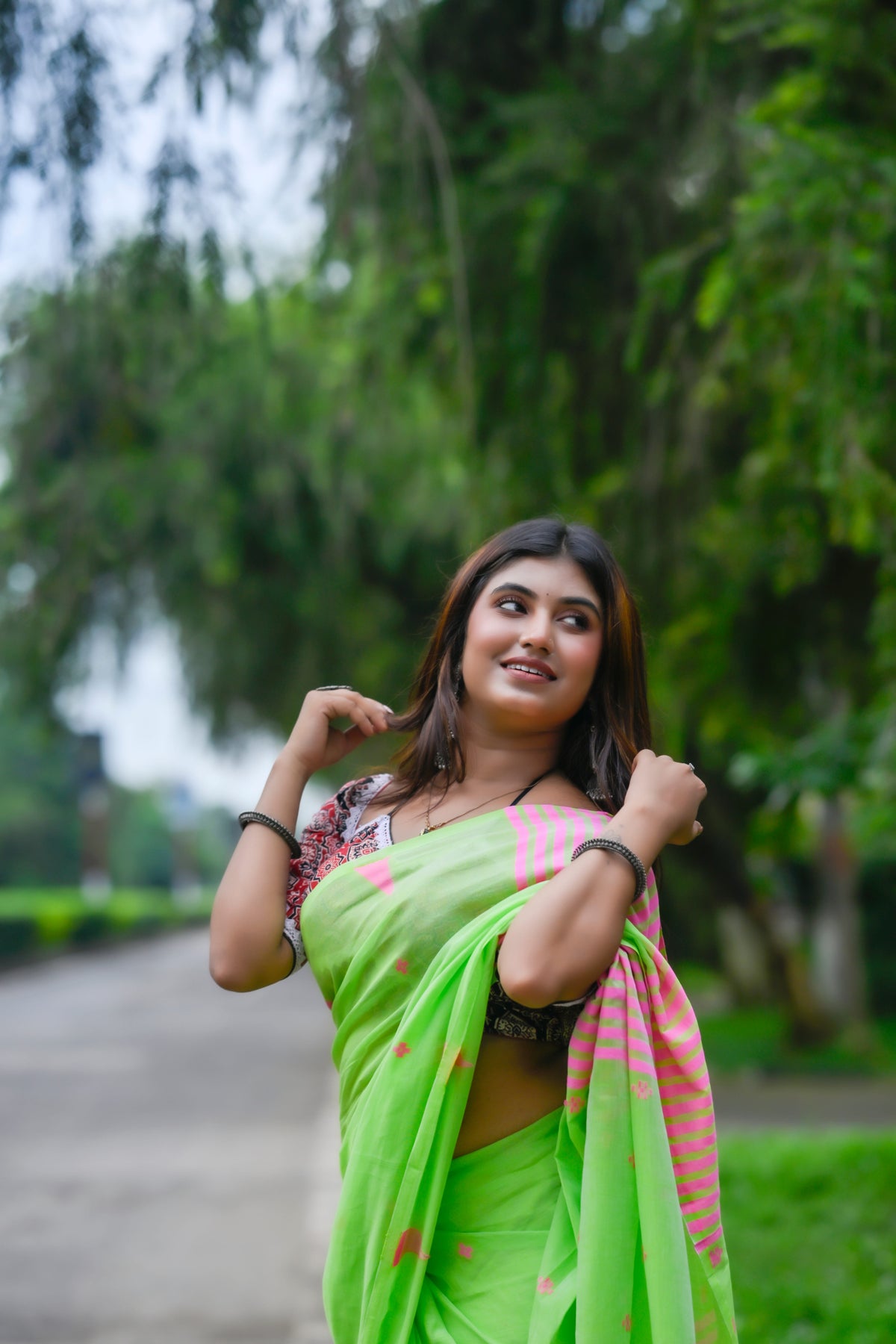 Palashi – Cotton Saree, Neon Green Pink