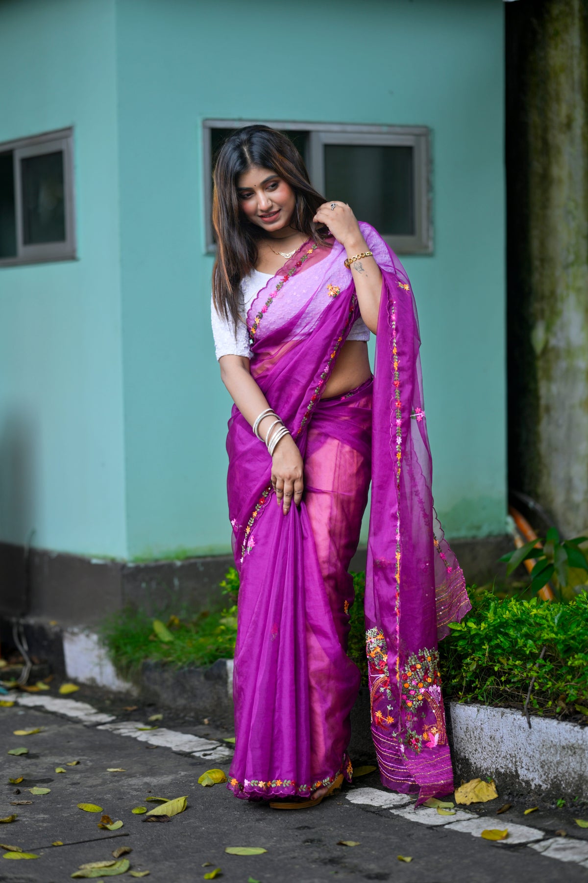 Rangbaha |Organza Floral Embroidered Saree – Purple Multicolor