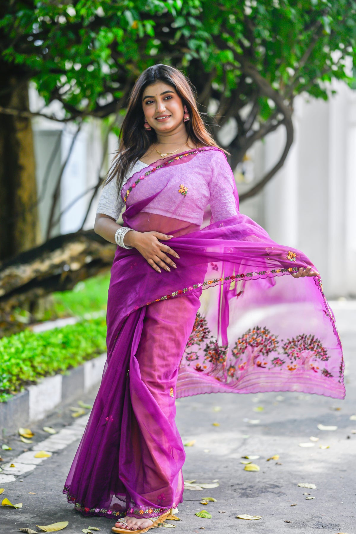 Rangbaha |Organza Floral Embroidered Saree – Purple Multicolor