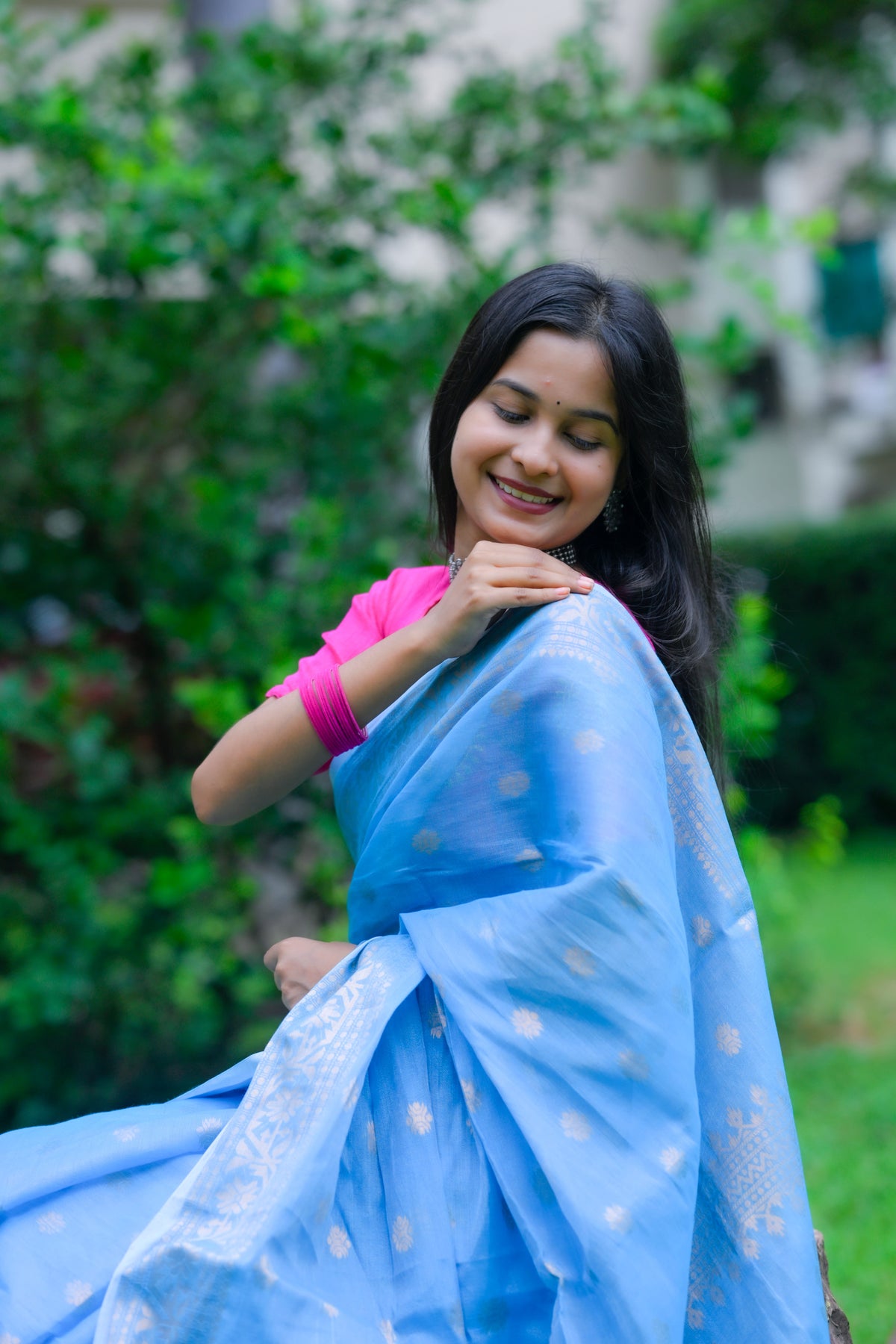 Akasha – Tissue Linen Saree, Sky Blue Gold