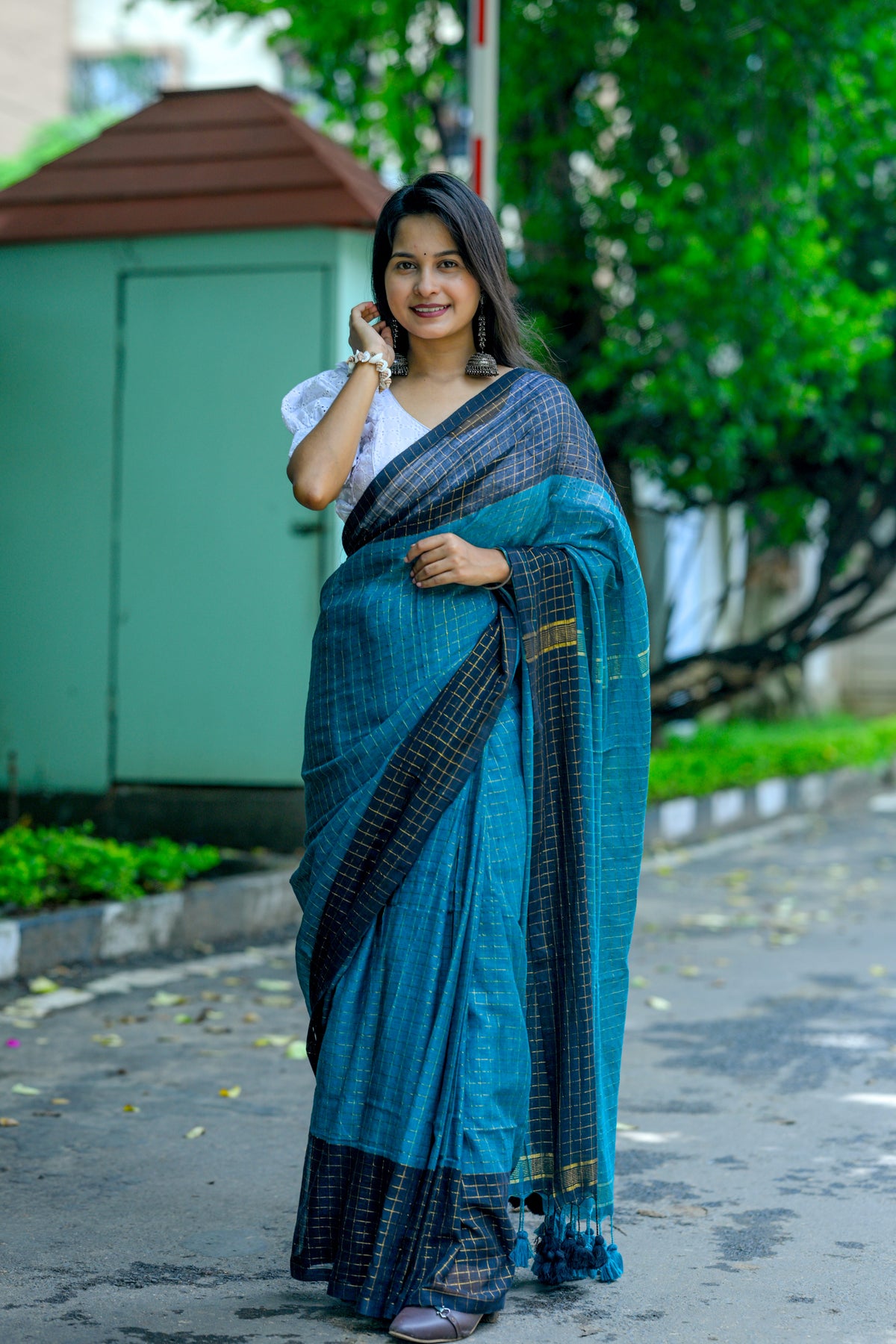 Nilambini – Mul Cotton Saree, Teal Blue Gold