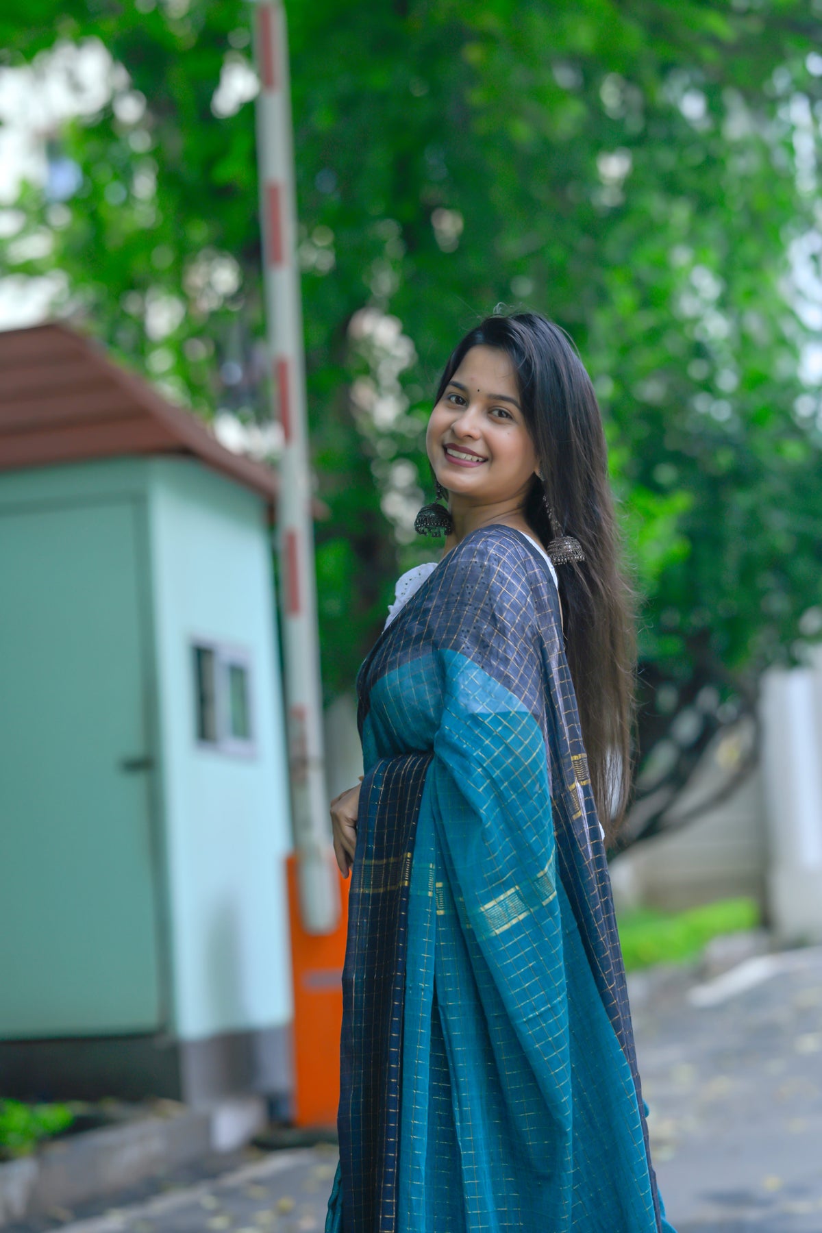 Nilambini – Mul Cotton Saree, Teal Blue Gold