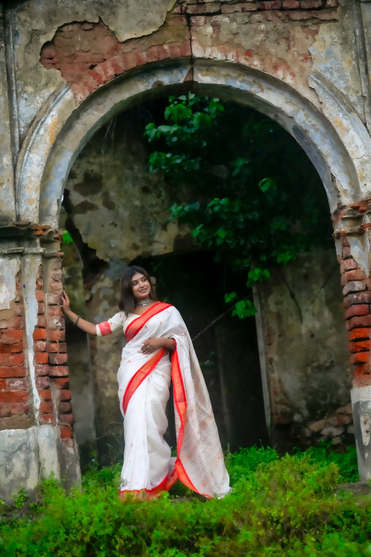 Shubhra – Rayon Silk Saree, White Gold