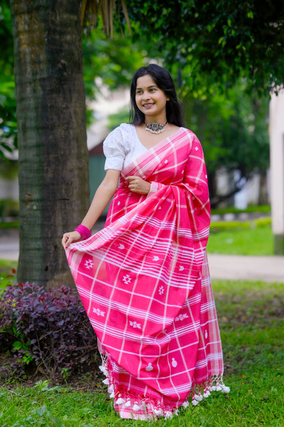 Kutchi Gulabi – Bhujodi Handloom Saree